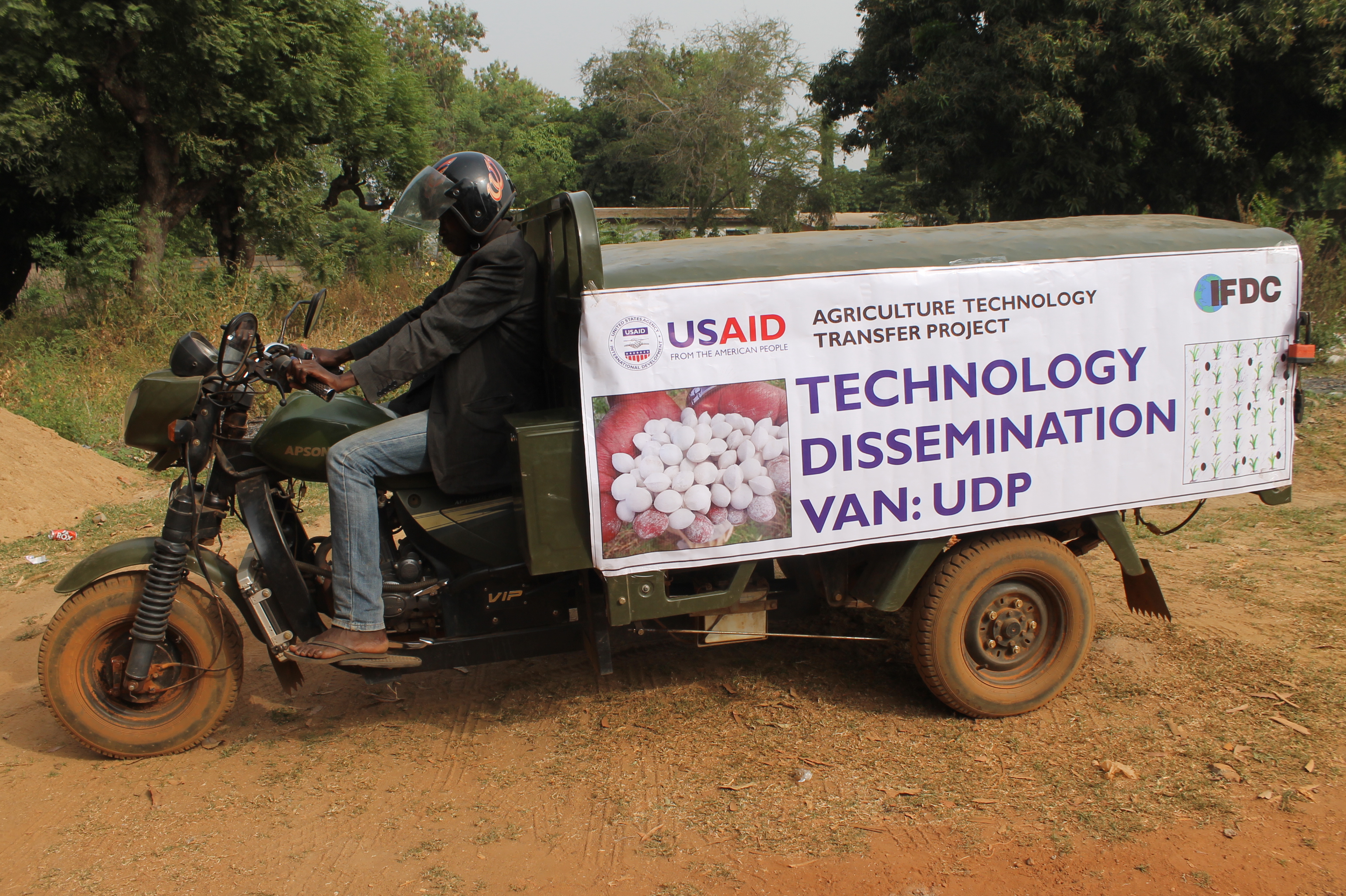 The Technology Dissemination Van takes videos into farming