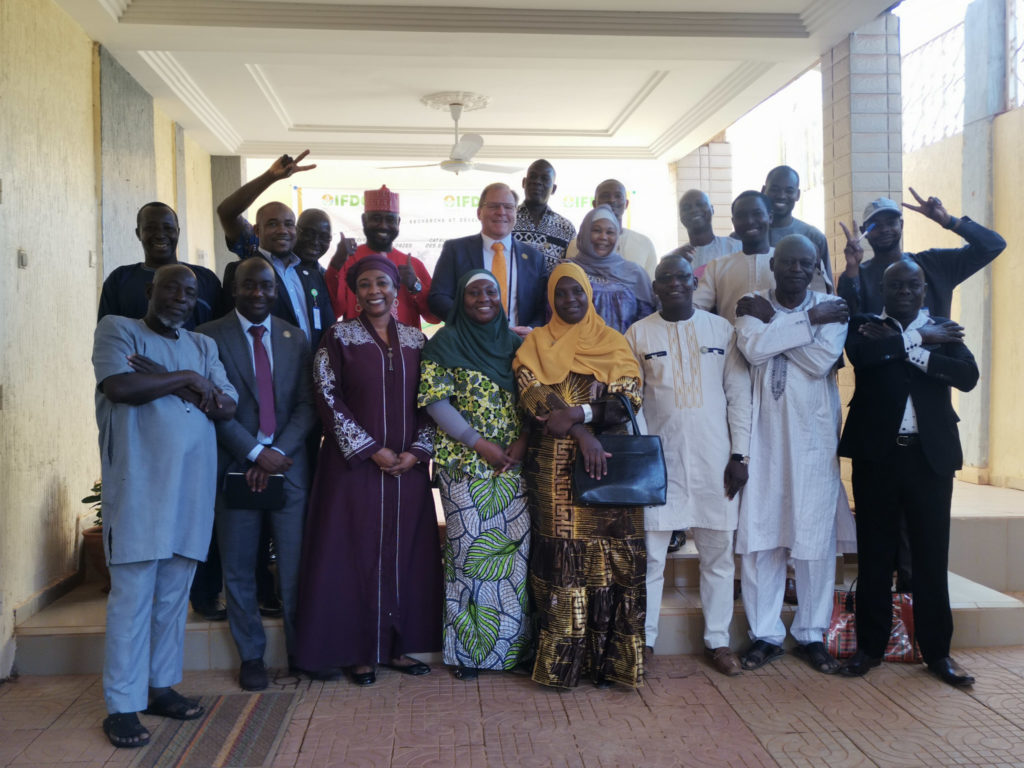 Henk poses with the IFDC team in Niger
