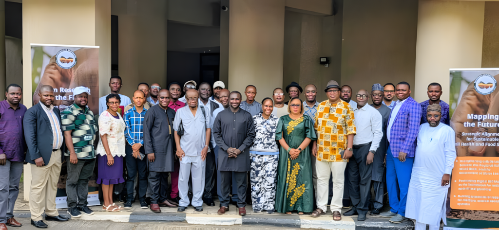 A group photo of the workshop.