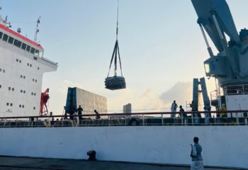 Seed potato offloading from the ship.