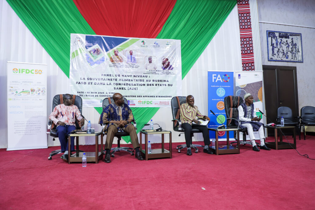 A high-level panel in Ouagadougou, Burkina Faso, explored strategies to accelerate the sustainable transformation of the country’s agricultural, forestry, livestock, and fishery systems.